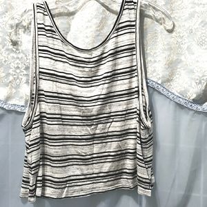 EMMA & SAM CROP TANK BLK/CRM STRIPED SZ S